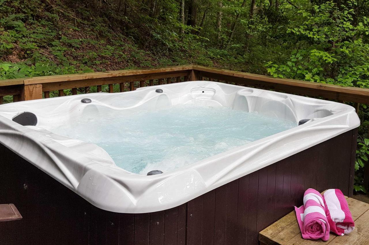 Natures Retreat With Hot Tub 7 Mi To Bryson City Whittier Exterior foto